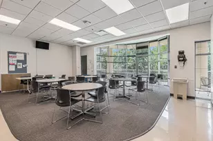 3264 N Evergreen Dr NE, Grand Rapids, MI 49525 - Photo 16