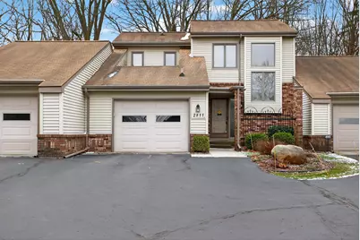 2811 S Wooddale Drive, Jackson, MI 49203 - Photo 1