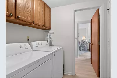 2811 S Wooddale Drive, Jackson, MI 49203 - Photo 22