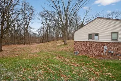 2811 S Wooddale Drive, Jackson, MI 49203 - Photo 56