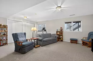 2811 S Wood Dale Dr, Jackson, MI 49203 - Photo 44