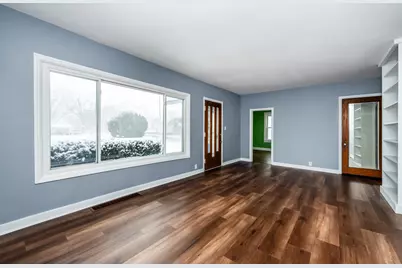 2481 W John Beers Road, Stevensville, MI 49127 - Photo 4