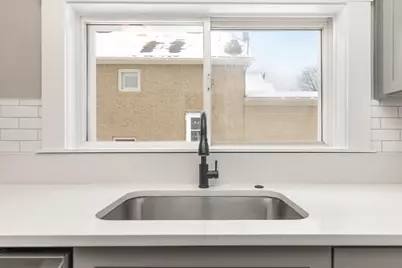 814 W Jefferson Street, Ann Arbor, MI 48103 - Photo 10