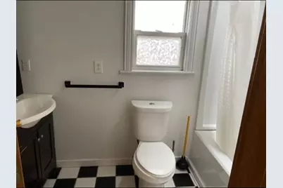 631 Woodlawn Avenue, Owosso, MI 48867 - Photo 2