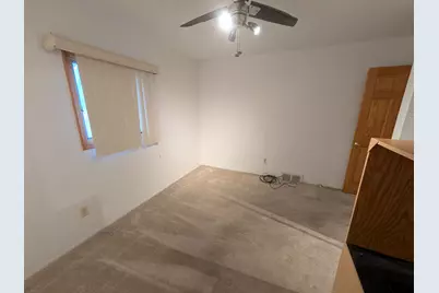 11235 Common Road, Warren, MI 48093 - Photo 14