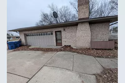 11235 Common Road, Warren, MI 48093 - Photo 6