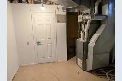 11235 Common Road, Warren, MI 48093 - Photo 20