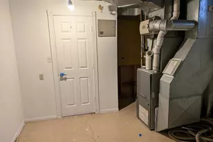 11235 Common Rd, Warren, MI 48093 - Photo 20