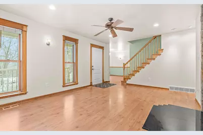 1070 N 3rd Street, Kalamazoo, MI 49009 - Photo 8