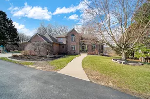 1725 Hemlock Rd, Quincy, MI 49082 - Photo 2