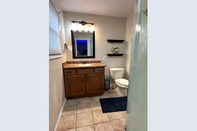 2010 Commonwealth Avenue, Kalamazoo, MI 49006 - Photo 8