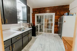 233 S Oak St, Sheridan, MI 48884 - Photo 6