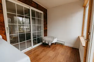 233 S Oak St, Sheridan, MI 48884 - Photo 8