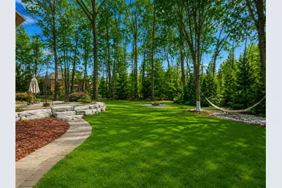 52018 Loon Court, Shelby Twp, MI 48315 - Photo 28