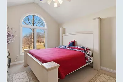 52018 Loon Court, Shelby Twp, MI 48315 - Photo 22