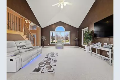 52018 Loon Court, Shelby Twp, MI 48315 - Photo 6