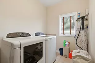 52018 Loon Ct, Shelby Twp, MI 48315 - Photo 24