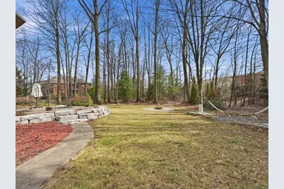 52018 Loon Court, Shelby Twp, MI 48315 - Photo 30