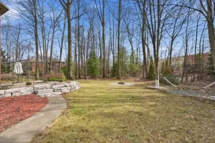 52018 Loon Ct, Shelby Twp, MI 48315 - Photo 30