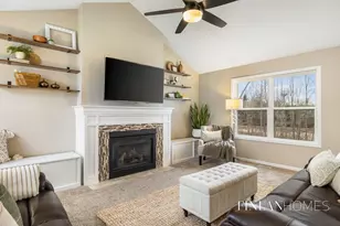 9061 Glengarry Ct SE, Caledonia, MI 49316 - Photo 8