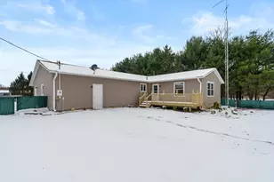 29324 58th Ave, Paw Paw, MI 49079 - Photo 2
