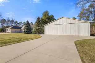 10292 Skyview Dr, Kalamazoo, MI 49009 - Photo 42