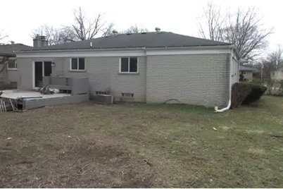 301 Buckingham Road, Canton, MI 48188 - Photo 2