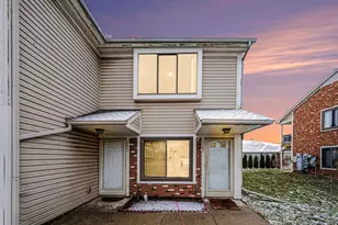 30657 Hidden Pines Ln, Roseville, MI 48066 - Photo 18