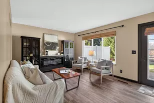 4532 Westbrook Dr, Jackson, MI 49201 - Photo 8