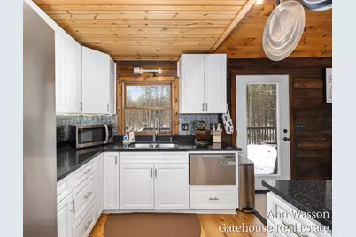 17160 8 Mile Road, Stanwood, MI 49346 - Photo 10