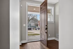 721 E Farnum Ave, Royal Oak, MI 48067 - Photo 6