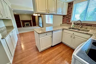 44652 Nantucket Dr, Canton, MI 48187 - Photo 8