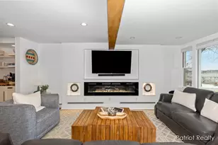 16631 Lakeview St, Spring Lake, MI 49456 - Photo 8