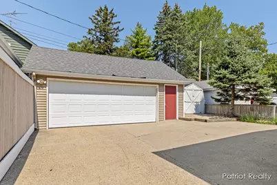 16631 Lakeview Street, Spring Lake, MI 49456 - Photo 42