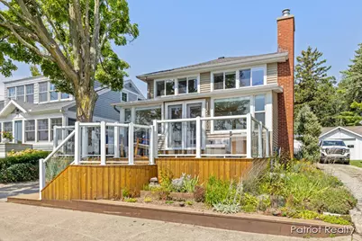 16631 Lakeview Street, Spring Lake, MI 49456 - Photo 2