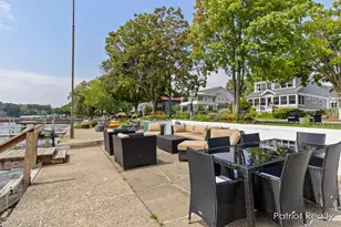 16631 Lakeview St, Spring Lake, MI 49456 - Photo 46