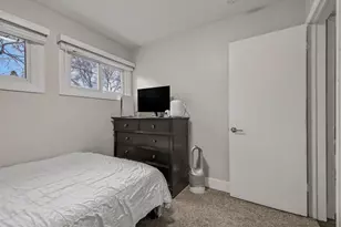 129 Barry St SE, Grand Rapids, MI 49548 - Photo 8