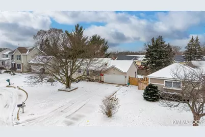 161 W 33rd Street, Holland, MI 49423 - Photo 4