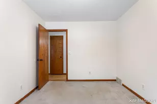 161 W 33rd St, Holland, MI 49423 - Photo 26