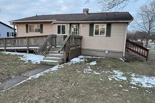 1302 N Eaton St, Albion, MI 49224 - Photo 12