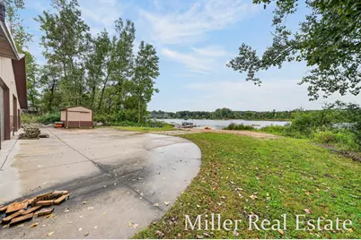 153 Sunset Drive, Dowling, MI 49050 - Photo 8