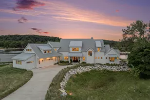 6736 Saugatuck Bch Rd, Saugatuck, MI 49453 - Photo 2