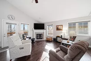 1036 Preservation Dr, Tecumseh, MI 49286 - Photo 2