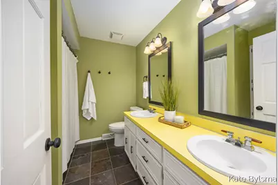 3464 Hidden Hills Avenue SE, Grand Rapids, MI 49546 - Photo 6