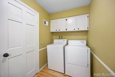 3464 Hidden Hills Avenue SE, Grand Rapids, MI 49546 - Photo 8