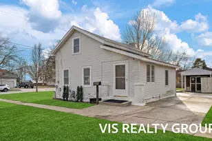 319 Visser St, Spring Lake, MI 49456 - Photo 1