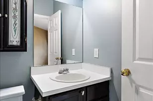 37660 N Butler Cir, Westland, MI 48186 - Photo 18