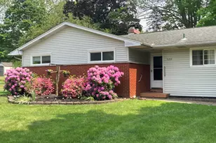 529 Hill Rd Ct, Marshall, MI 49068 - Photo 2
