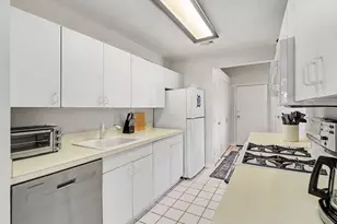 719 Watersedge Dr, Ann Arbor, MI 48105 - Photo 14