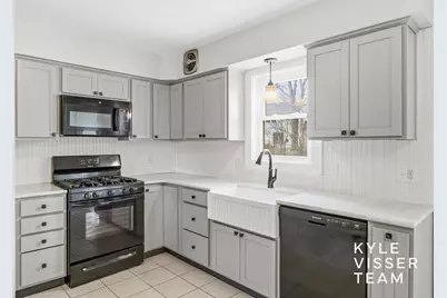 1661 Herrick Avenue NE, Grand Rapids, MI 49505 - Photo 6